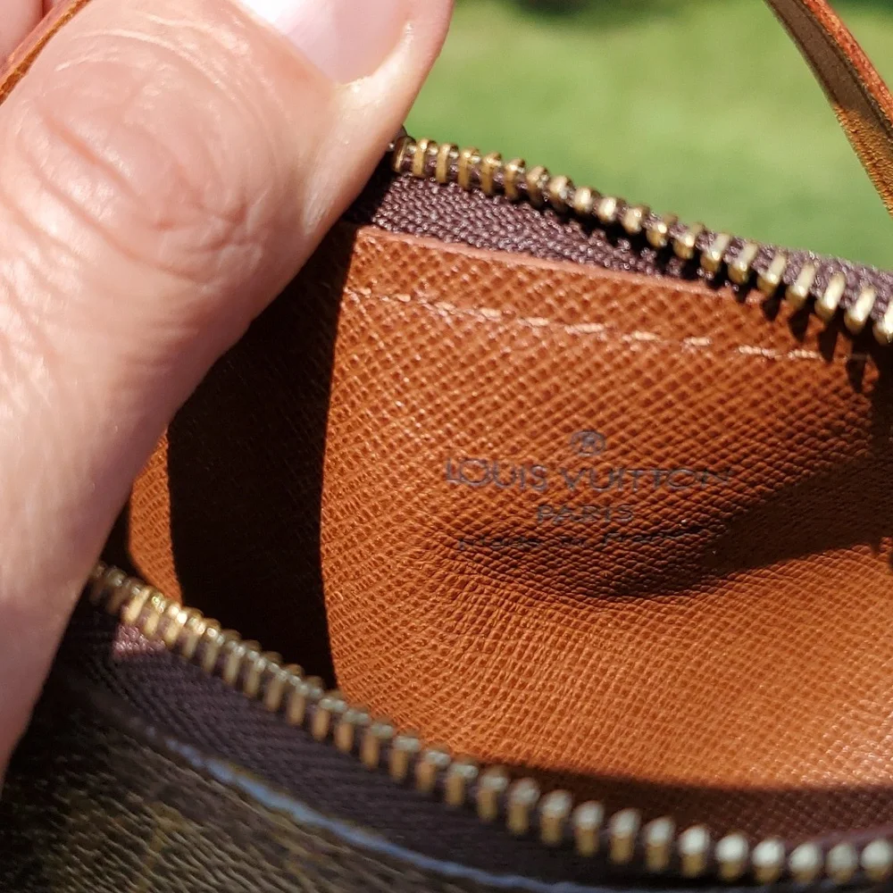 LOUIS VUITTON MONO MINI PAPILLON - Picture 11 of 15